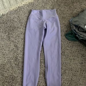 hardly worn purple size small alo leggings